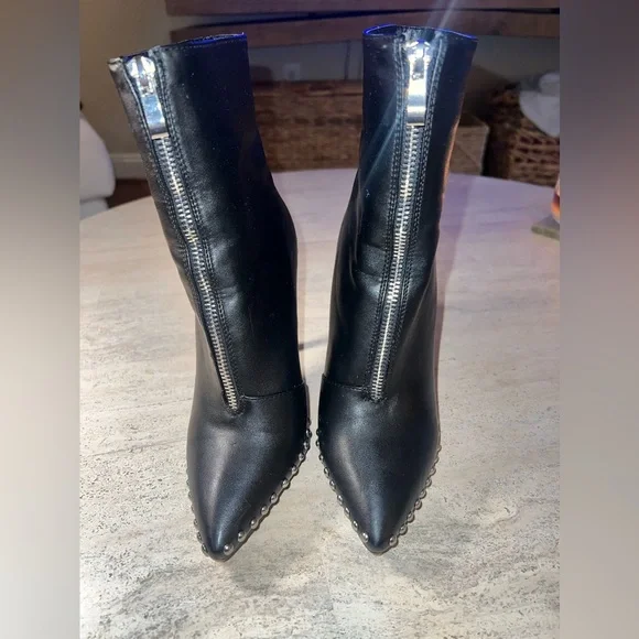 STEVE MADDEN Worthy Ankle Zip Up Booties Stiletto Studded Heels Black Size 7 - Picture 2 of 13